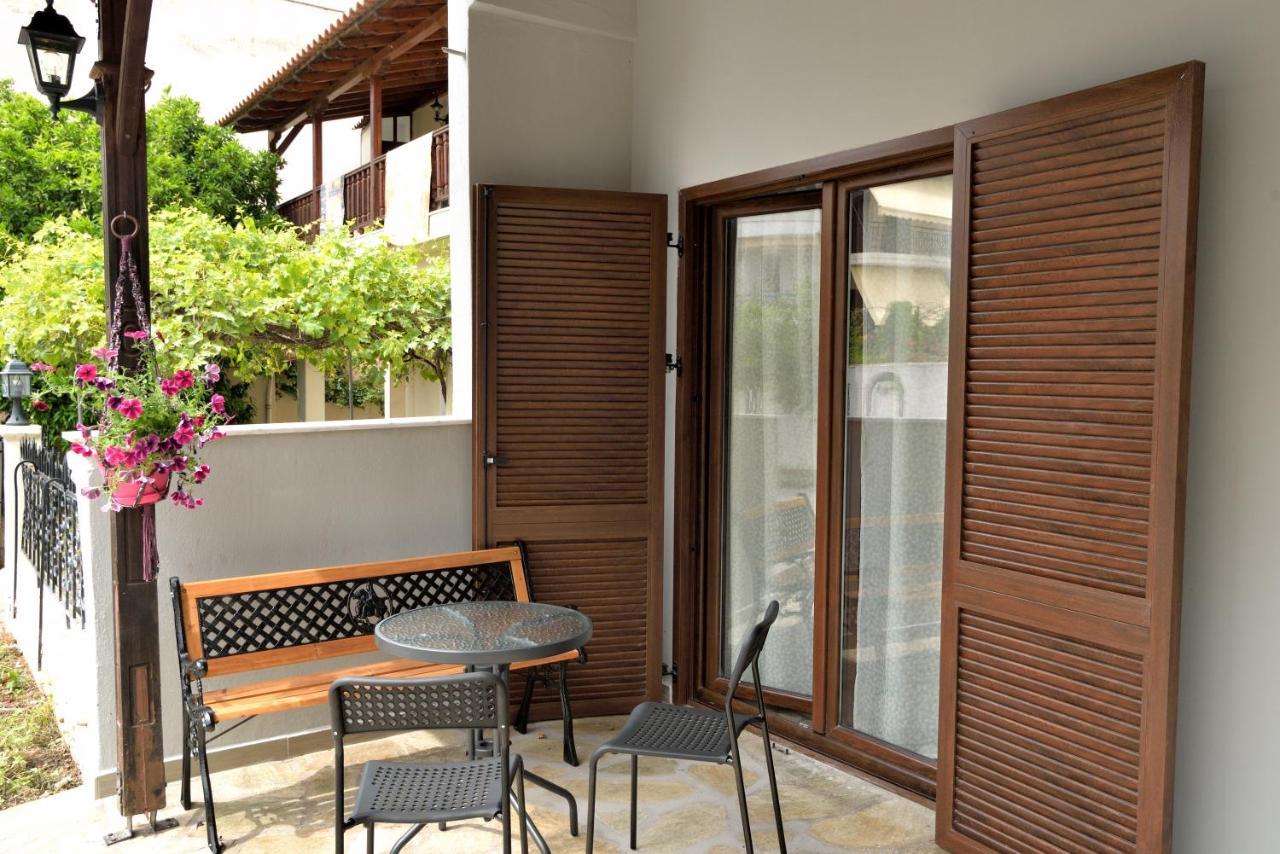 Suite Loft Apartment Konstantinidis Nea Poteidaia Dış mekan fotoğraf